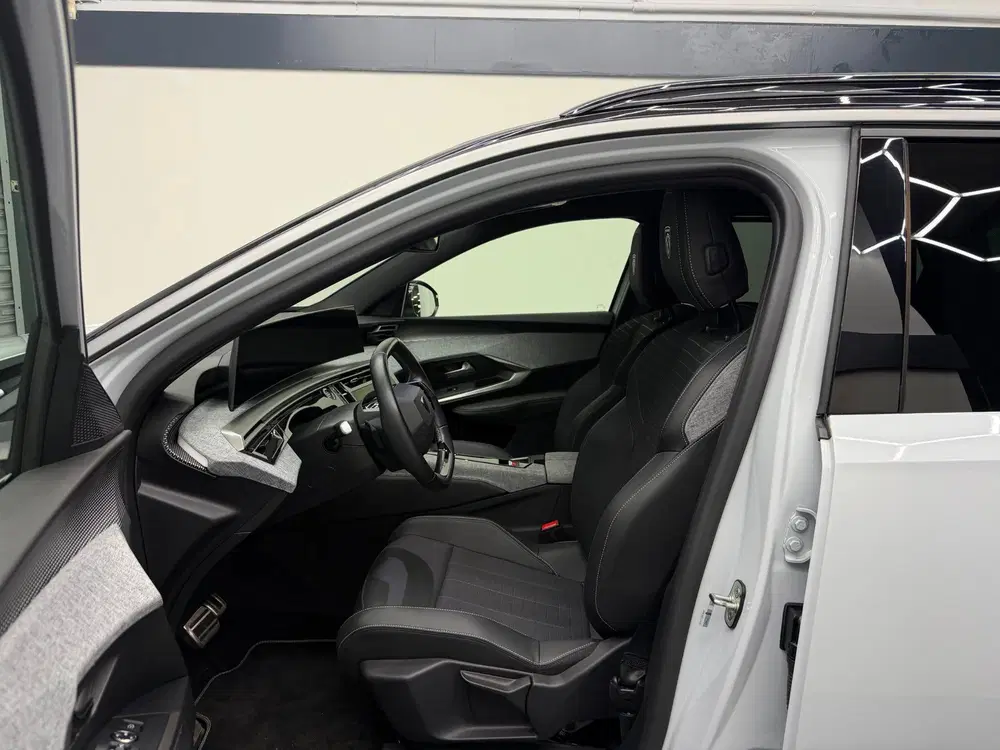 Peugeot 5008 1.2 Hybrid 145PK GT 7p uit 2025, foto 10
