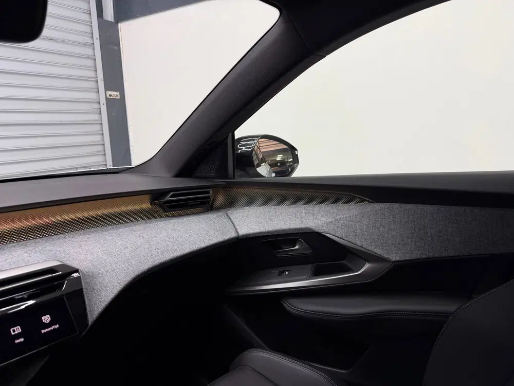 Peugeot 5008 1.2 Hybrid 145PK GT 7p uit 2025, foto 13