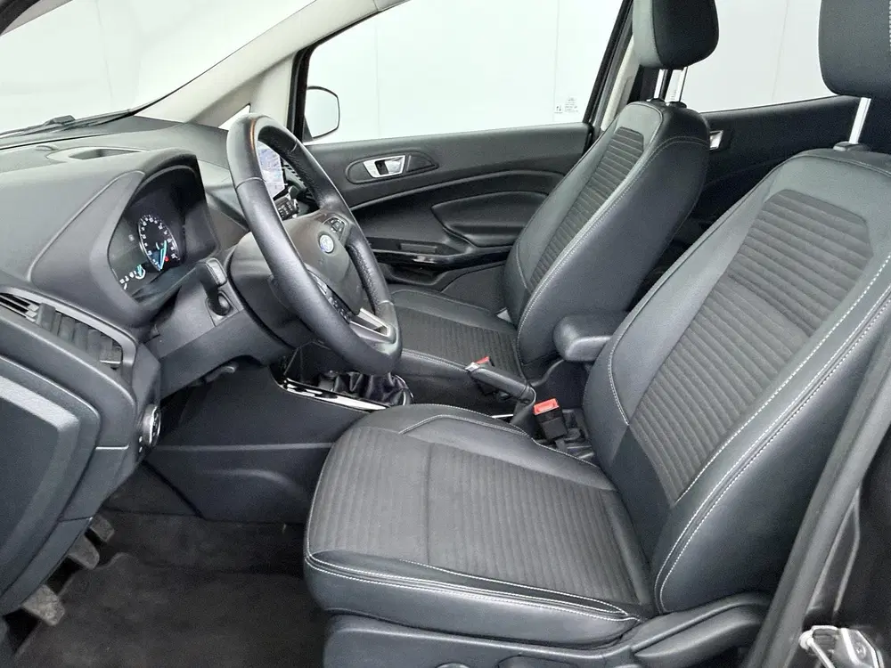 Ford EcoSport 1.0 EcoBoost Titanium uit 2022, foto 11