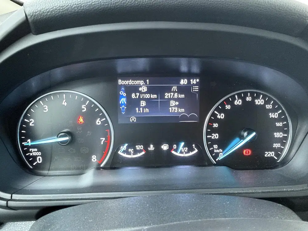 Ford EcoSport 1.0 EcoBoost Titanium uit 2022, foto 14