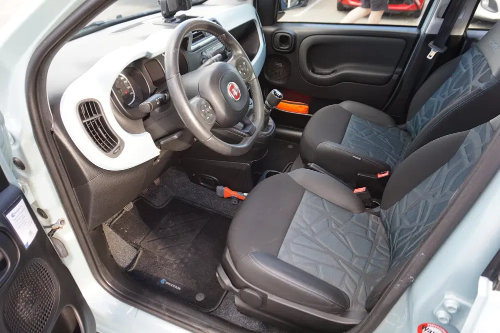 Fiat Panda 1.0 Hybrid Launch Edition uit 2020, foto 13