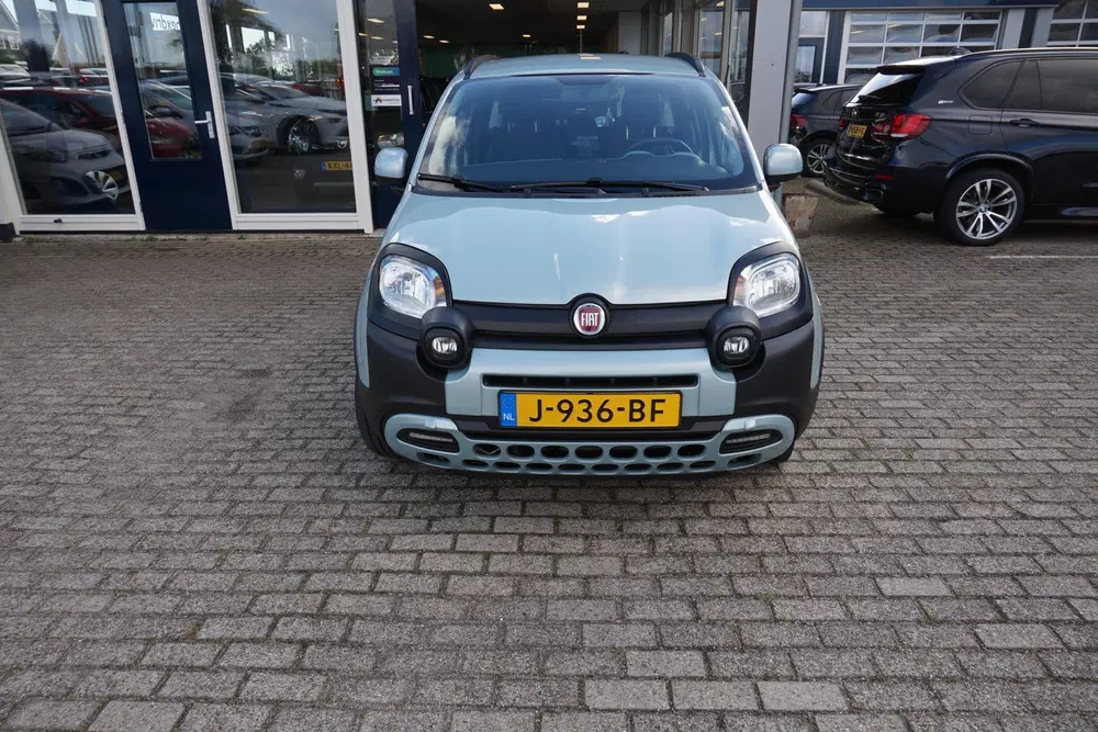 Fiat Panda 1.0 Hybrid Launch Edition uit 2020, foto 2