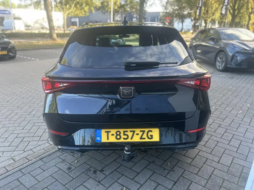 Cupra Leon 1.5 eTSI Business Edition Plus uit 2023, foto 3