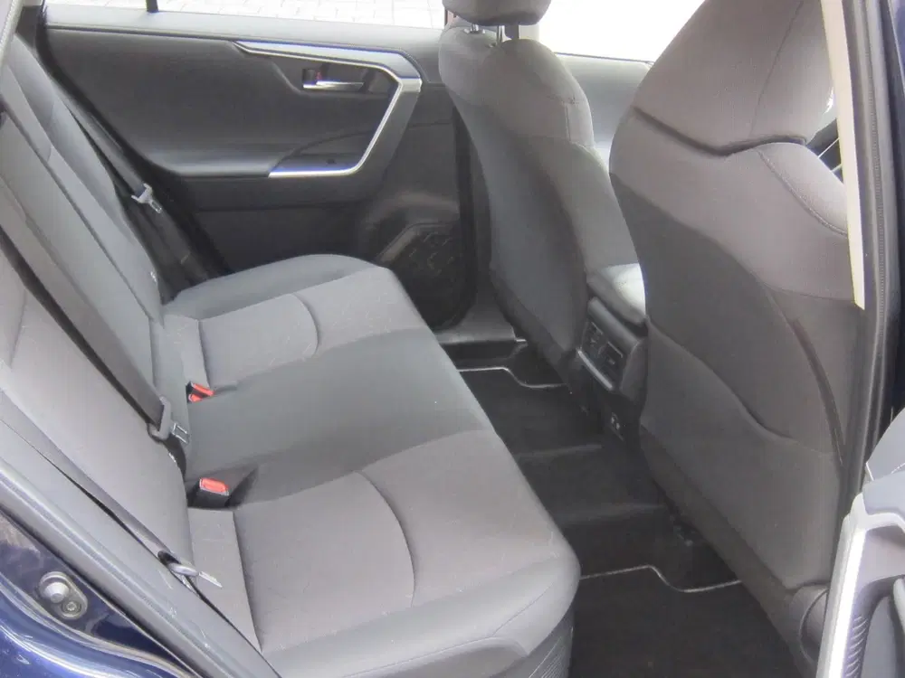 Toyota RAV 4 2.5 Hybrid Business Intro Bearlock All in uit 2019, foto 11