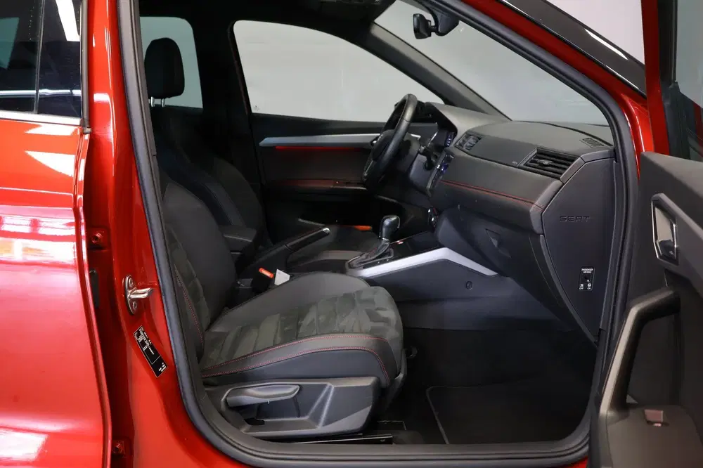 SEAT Arona 1.0 TSI FR Business Intense uit 2019, foto 13