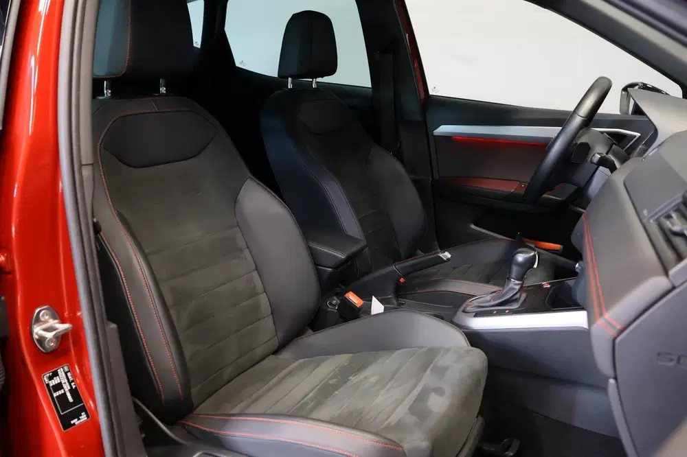 SEAT Arona 1.0 TSI FR Business Intense uit 2019, foto 15