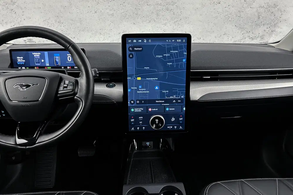 Ford Mustang Mach-E RWD 75 kWh uit 2021, foto 13
