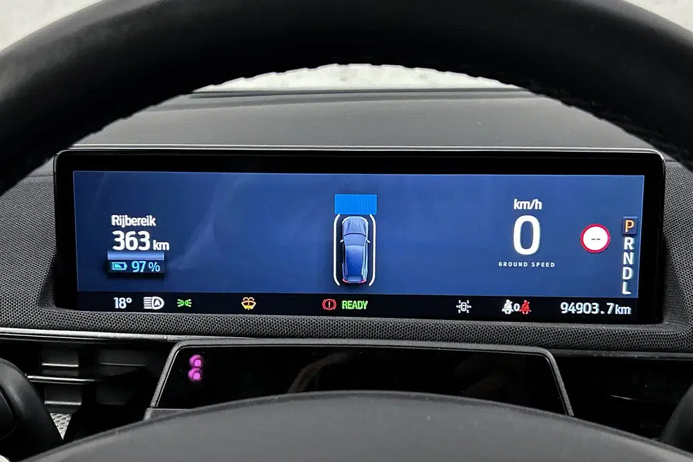 Ford Mustang Mach-E RWD 75 kWh uit 2021, foto 4