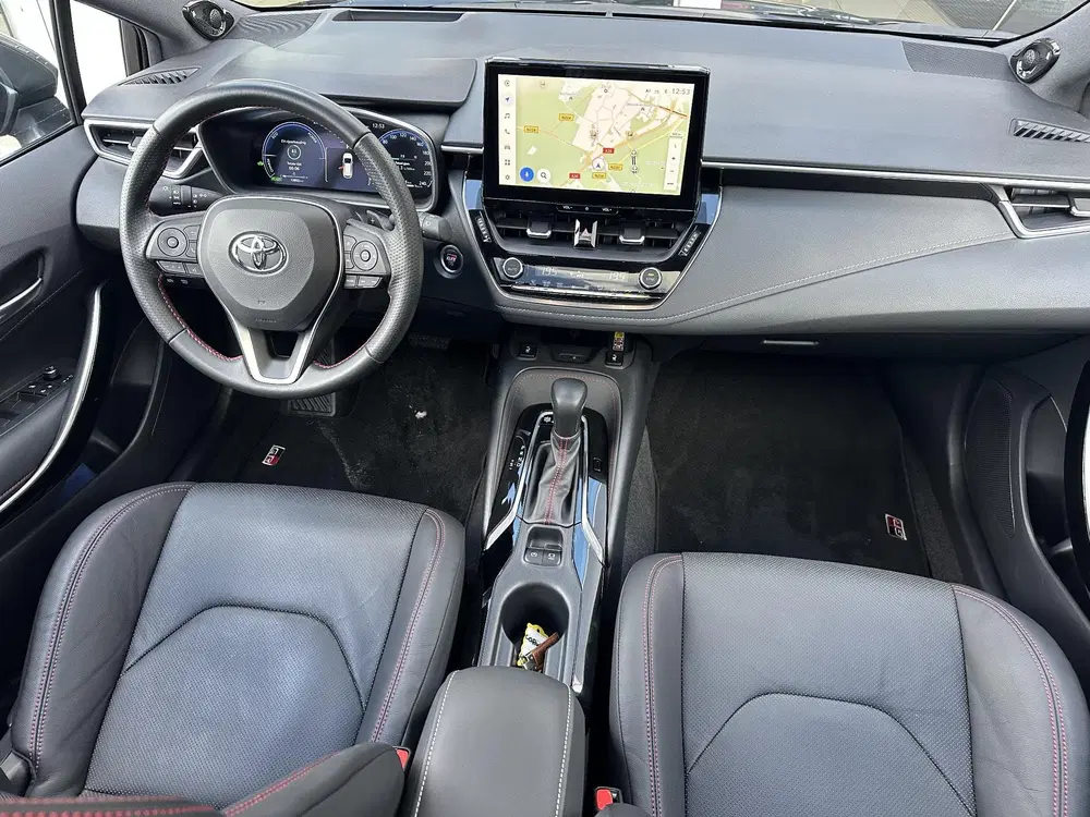 Toyota Corolla Hybrid 200 GR Sport Plus Schui uit 2025, foto 10