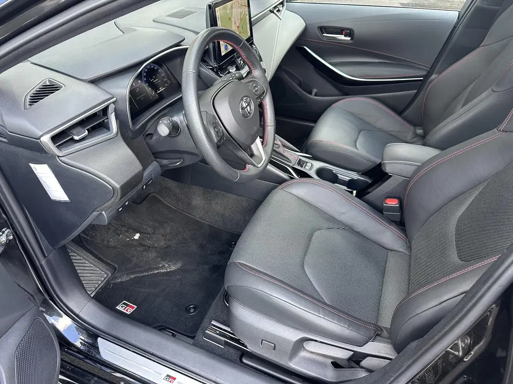 Toyota Corolla Hybrid 200 GR Sport Plus Schui uit 2025, foto 11