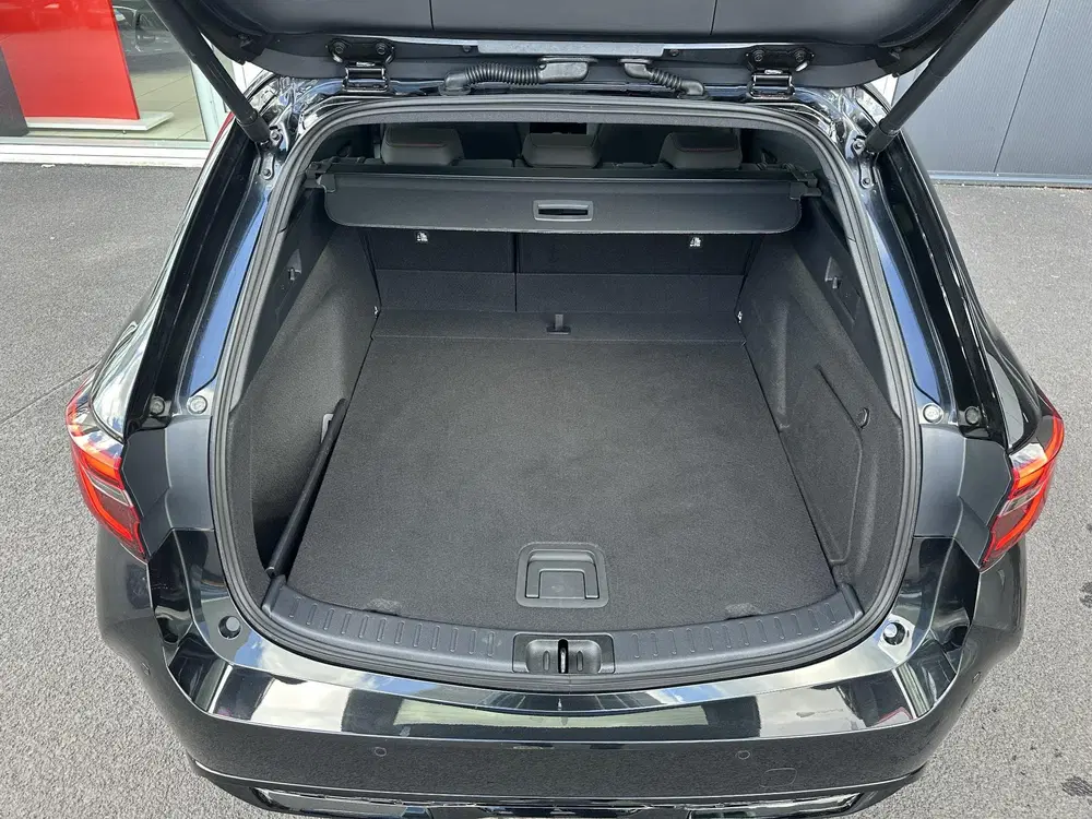 Toyota Corolla Hybrid 200 GR Sport Plus Schui uit 2025, foto 13