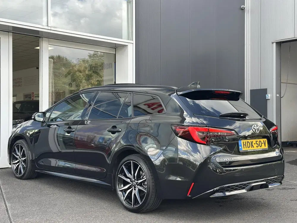 Toyota Corolla Hybrid 200 GR Sport Plus Schui uit 2025, foto 3