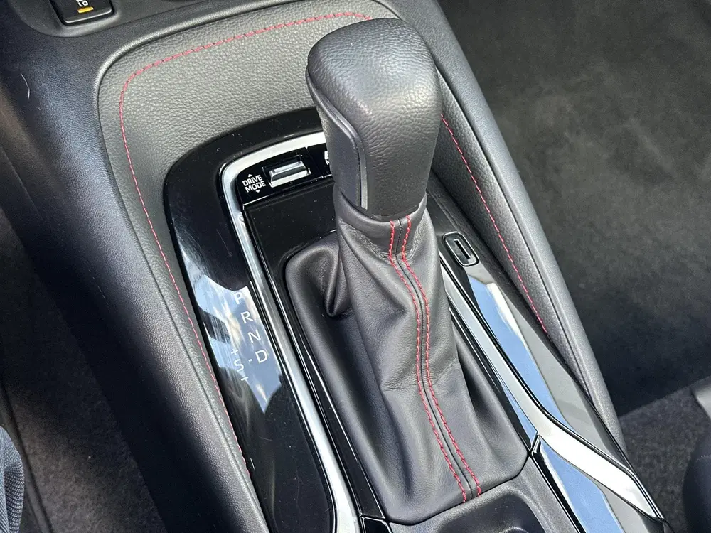 Toyota Corolla Hybrid 200 GR Sport Plus Schui uit 2025, foto 8