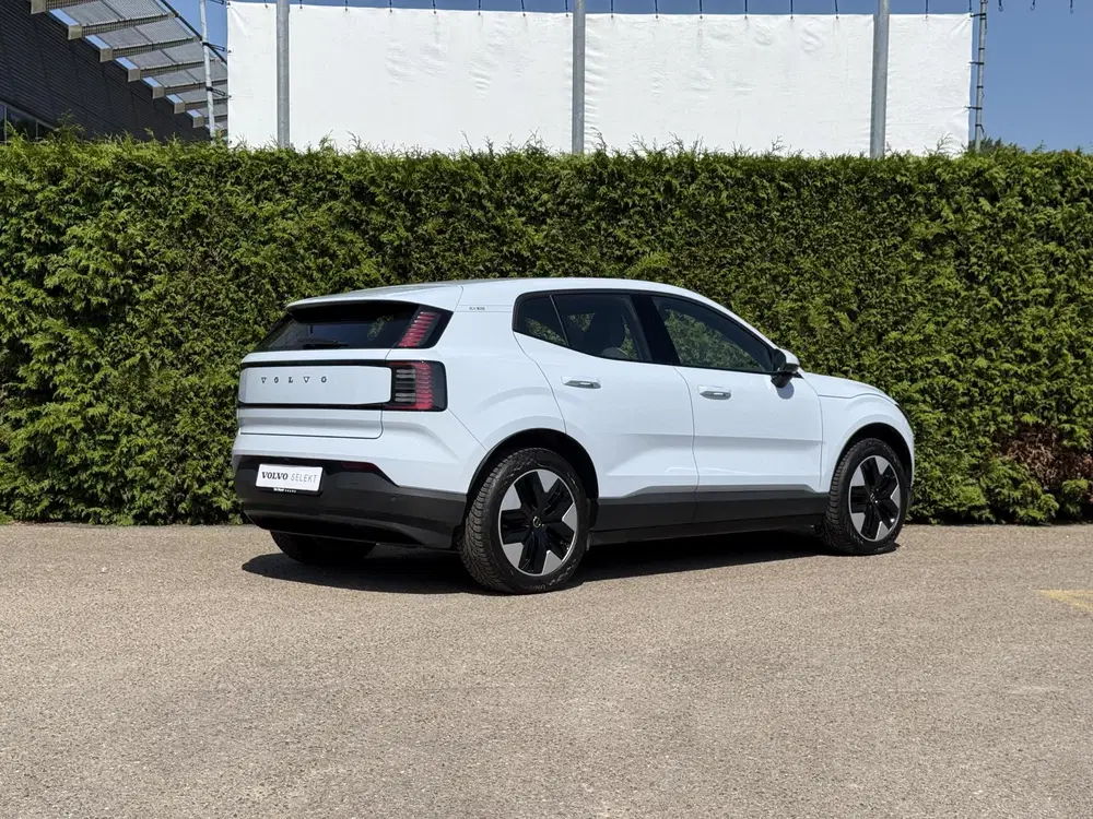 Volvo EX30 Single Motor Core uit 2024, foto 2