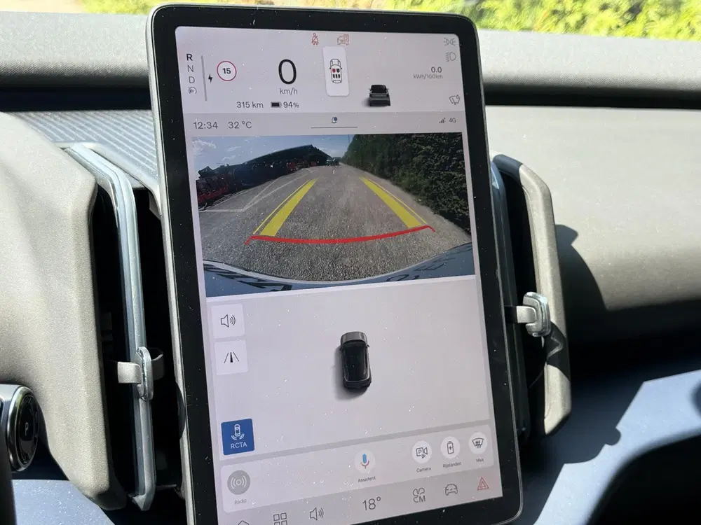 Volvo EX30 Single Motor Core uit 2024, foto 4