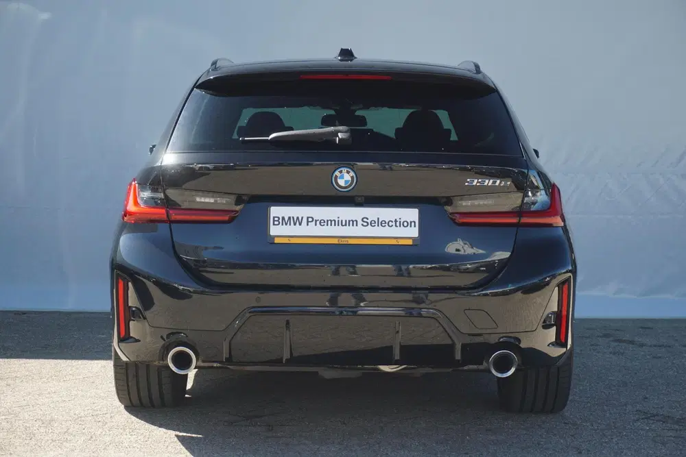 BMW 3-serie Touring 330e M Sport uit 2025, foto 5