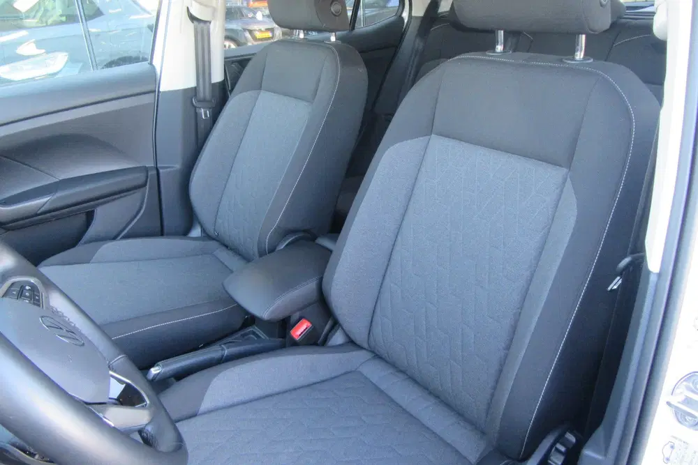 Volkswagen T-Cross 1.0 TSI Life Edition Automaat uit 2025, foto 13