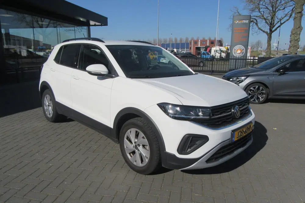 Volkswagen T-Cross 1.0 TSI Life Edition Automaat uit 2025, foto 2