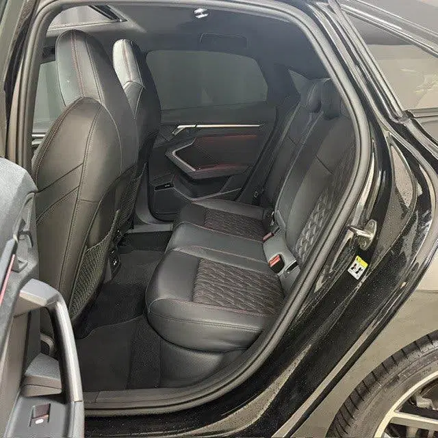 Audi A3 35 TFSI S edition Facelift. Pano uit 2024, foto 14