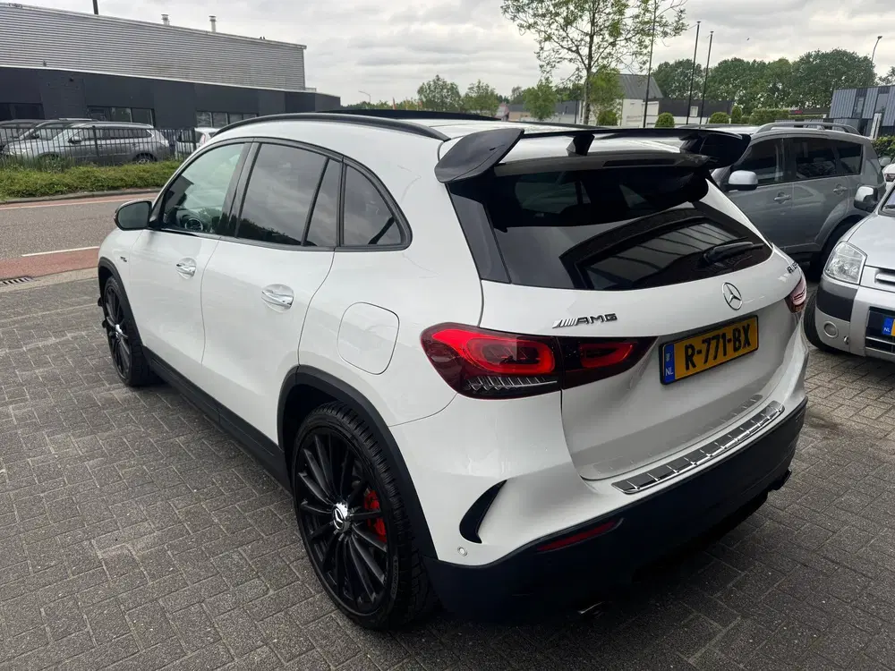 Mercedes-Benz GLA AMG 35 4MATIC PANO BURMESTER MEMORY uit 2020, foto 4