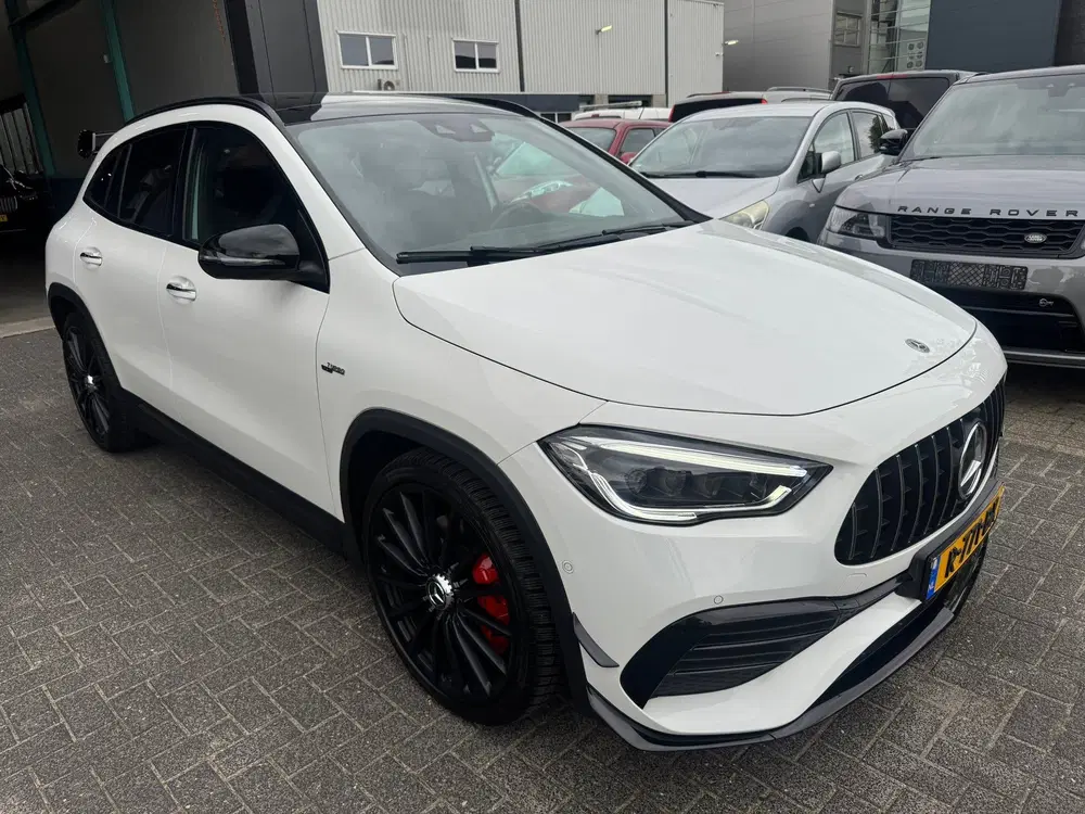Mercedes-Benz GLA AMG 35 4MATIC PANO BURMESTER MEMORY uit 2020, foto 8