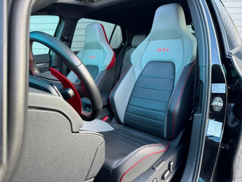 Volkswagen Golf 2.0 TSI GTI CLUBSPORT uit 2025, foto 12