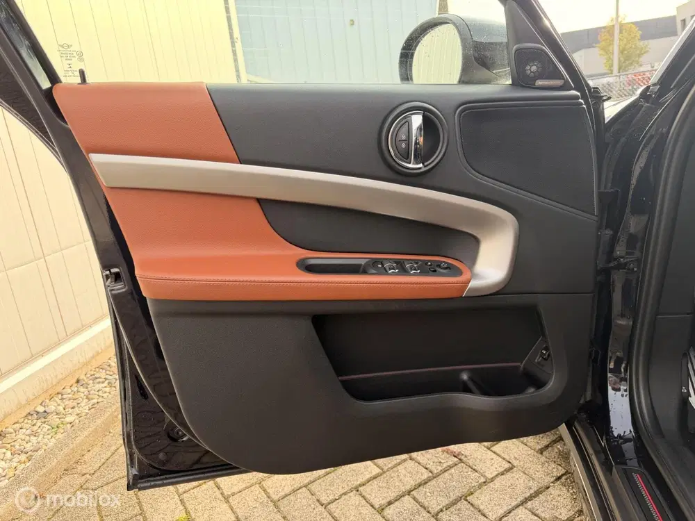 Mini Countryman 2.0 JWC ALL4 uit 2021, foto 10