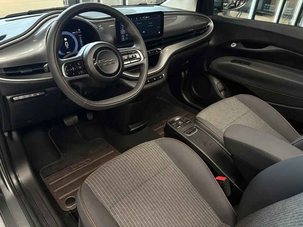 Fiat 500C 500C Icon 42 kWh Cruise uit 2022, foto 3