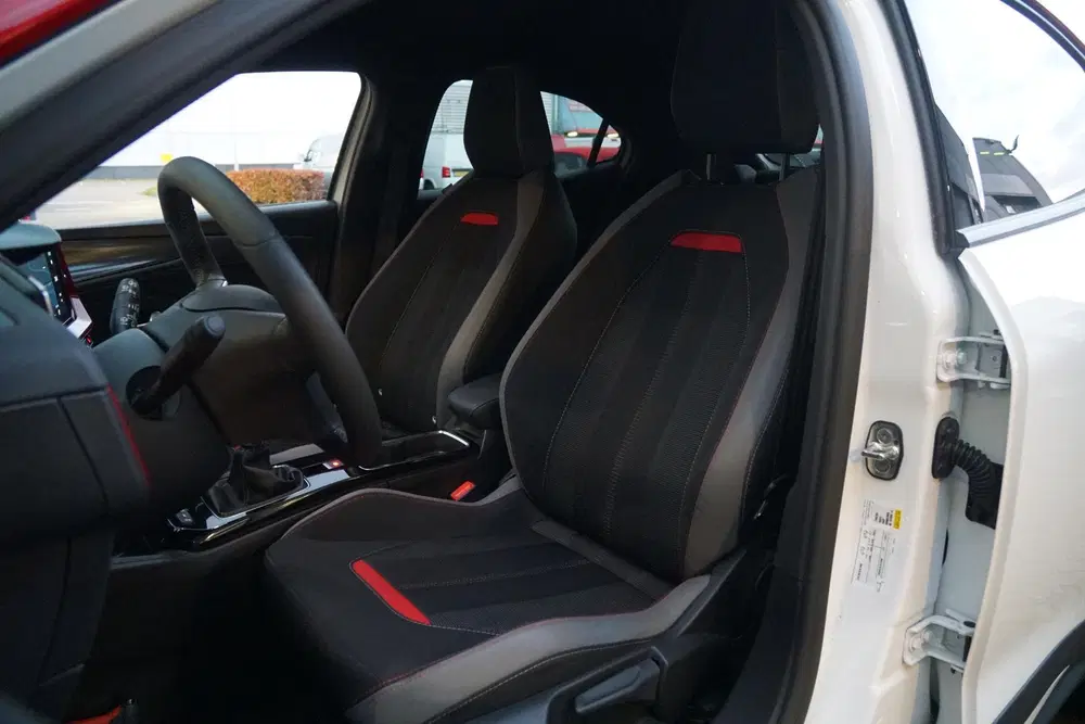 Opel Mokka 1.2 Turbo GS + CAMERA uit 2024, foto 8