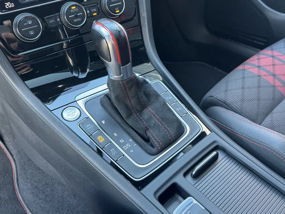 Volkswagen Golf 7 uit 2019, foto 13