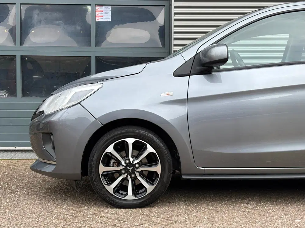 Mitsubishi Space Star 1.2 Dynamic uit 2023, foto 10
