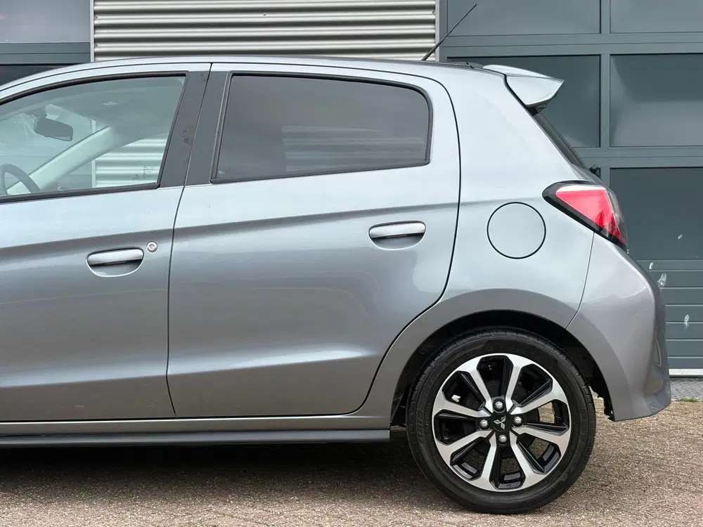 Mitsubishi Space Star 1.2 Dynamic uit 2023, foto 11