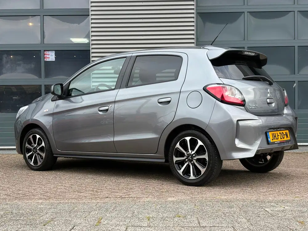 Mitsubishi Space Star 1.2 Dynamic uit 2023, foto 2