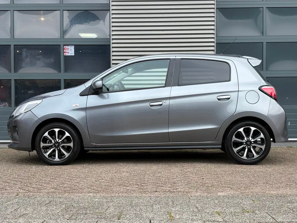 Mitsubishi Space Star 1.2 Dynamic uit 2023, foto 9
