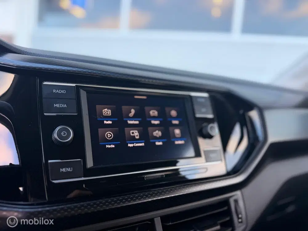 Volkswagen T-Cross uit 2023, foto 6