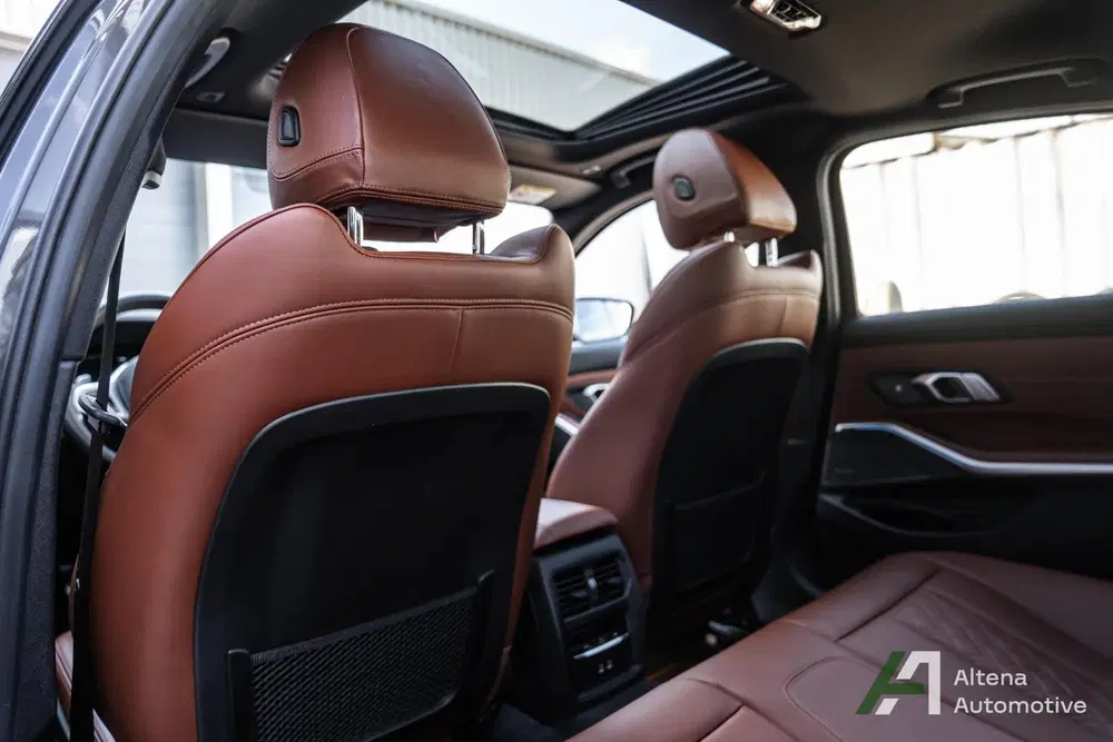 BMW 3-serie 330e High Executive M-sport uit 2022, foto 13