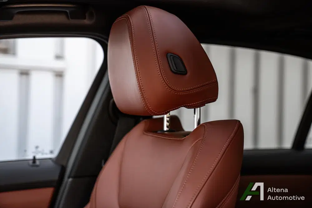 BMW 3-serie 330e High Executive M-sport uit 2022, foto 8