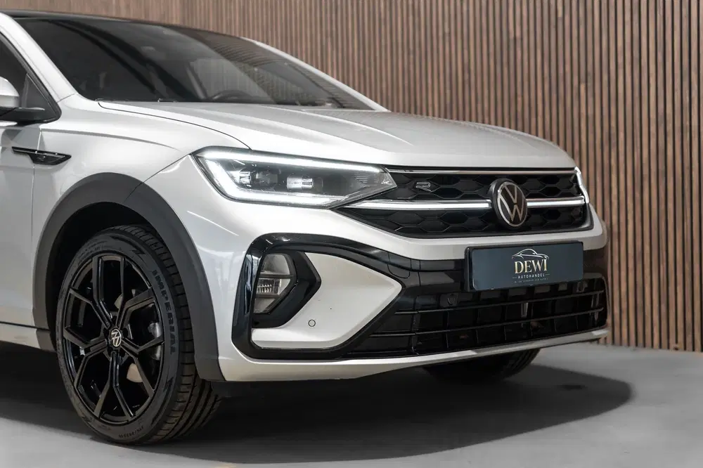 Volkswagen Taigo 1.5 TSI R-Line DSG IQ PANO NAVI Camera uit 2024, foto 5
