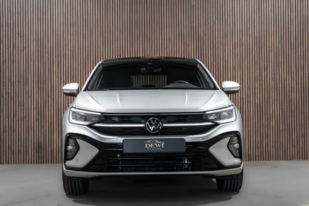 Volkswagen Taigo 1.5 TSI R-Line DSG IQ PANO NAVI Camera uit 2024, foto 8