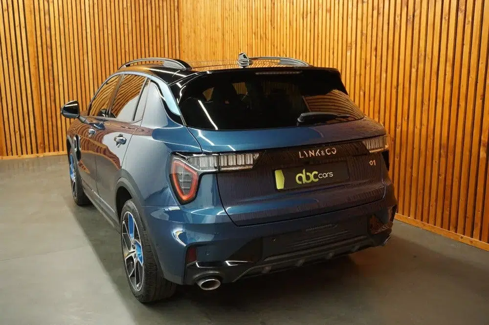 Lynk & Co 01 1.5 Plug-in Automaat Panoramadak Apple Car uit 2023, foto 6