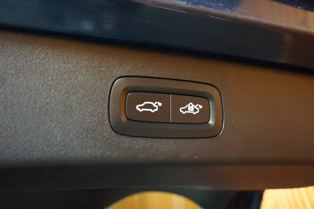 Lynk & Co 01 1.5 Plug-in Automaat Panoramadak Apple Car uit 2023, foto 9