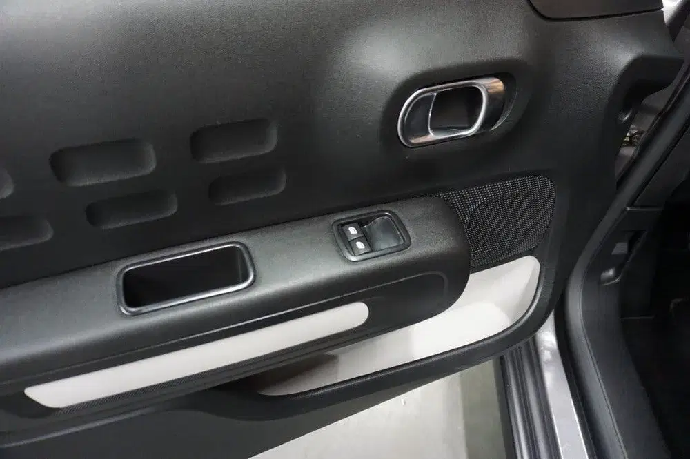 Citroën C3 Citroen C3 1.2 PureTech S&S Feel Edition A uit 2020, foto 10