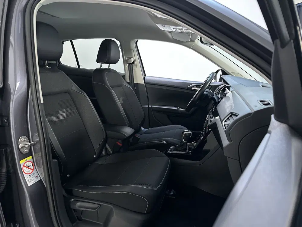 Volkswagen T-Cross 1.0 TSI 110pk DSG R-Line Stoelverwarming uit 2022, foto 9
