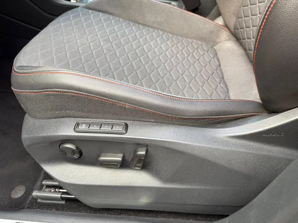 SEAT Tarraco 1.4 TSI e-Hybrid FR Business uit 2023, foto 12