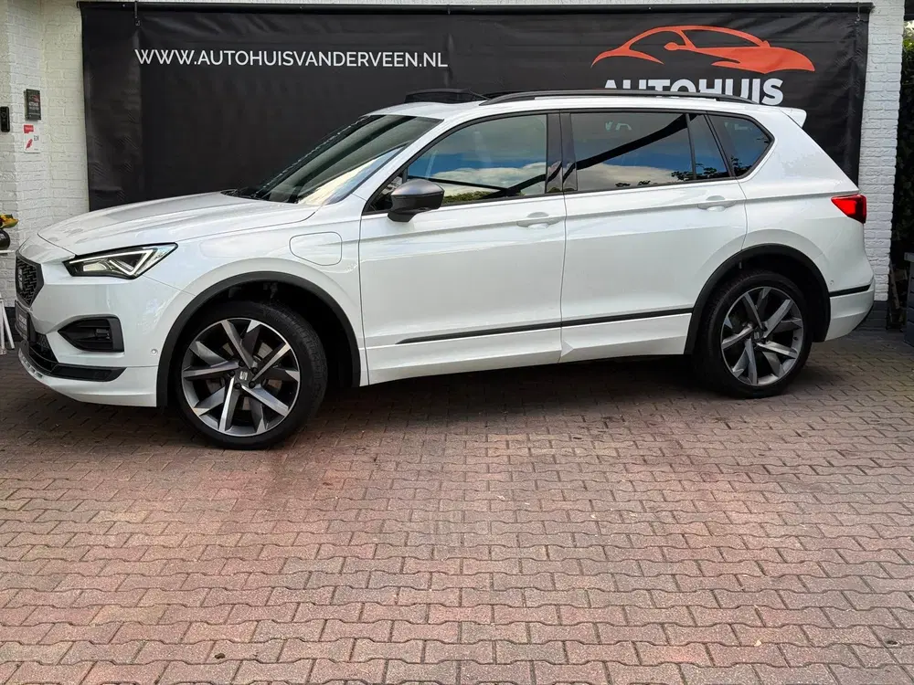 SEAT Tarraco 1.4 TSI e-Hybrid FR Business uit 2023, foto 3
