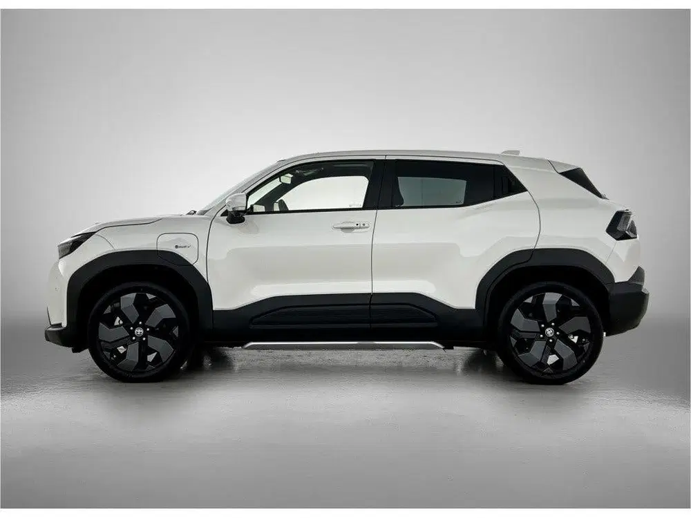 Toyota Urban Cruiser Executive 61 kWh * DEMO* uit 2026, foto 2