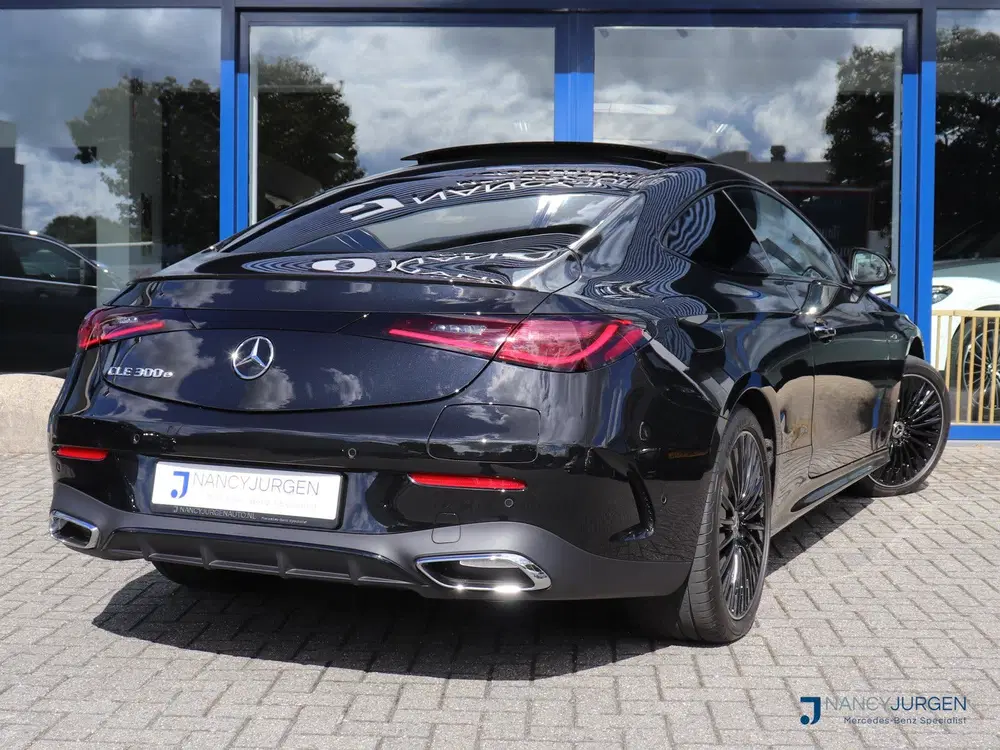 Mercedes-Benz CLE CLE Coupé 300 e AMG uit 2025, foto 2