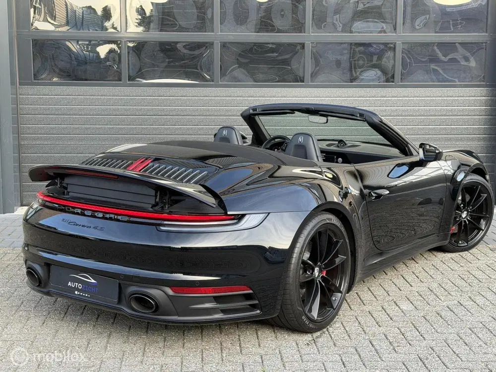Porsche 911 3.0 Carrera 4 S Sportchrono Sportuitlaat uit 2022, foto 3