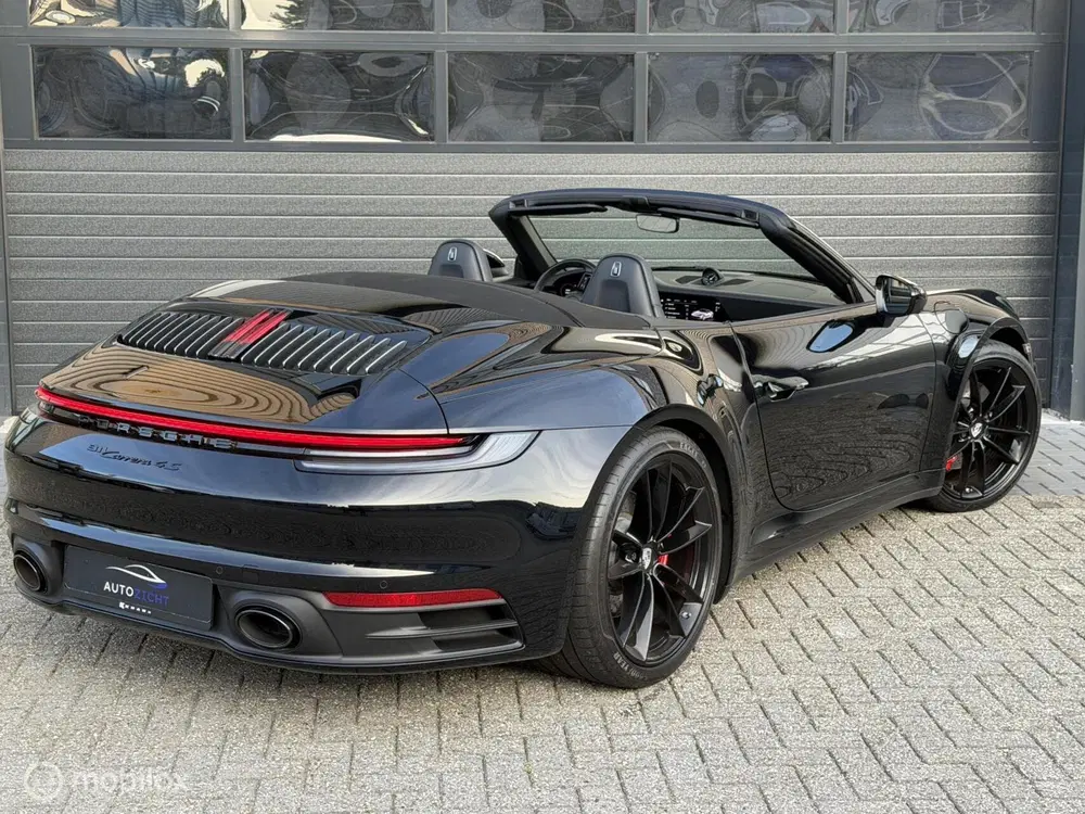 Porsche 911 3.0 Carrera 4 S Sportchrono Sportuitlaat uit 2022, foto 4