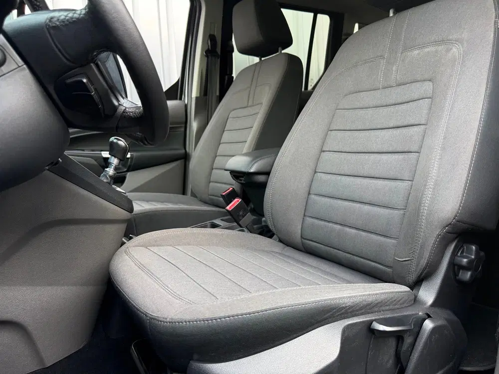Ford Tourneo Connect Compact 1.0 Titanium vol opties uit 2019, foto 5